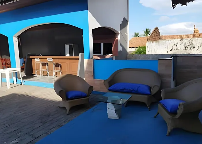 Casa Com Piscina Grande Em Salinas