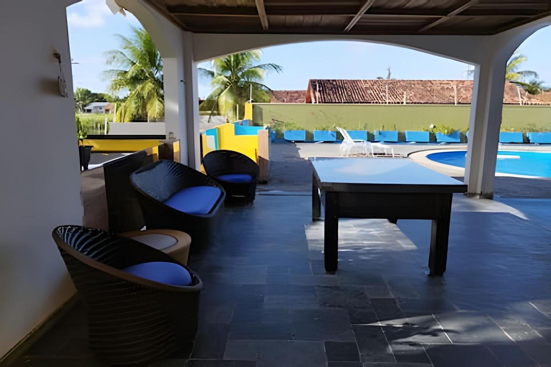 Casa Com Piscina Grande Em Salinas Holiday home