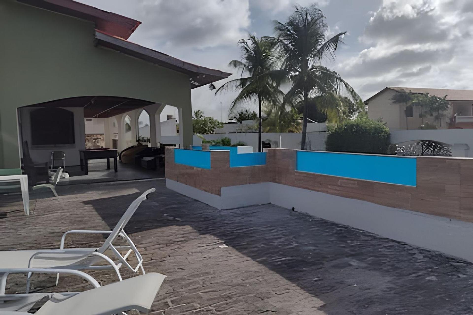 Casa Com Piscina Grande Em Salinas Holiday home