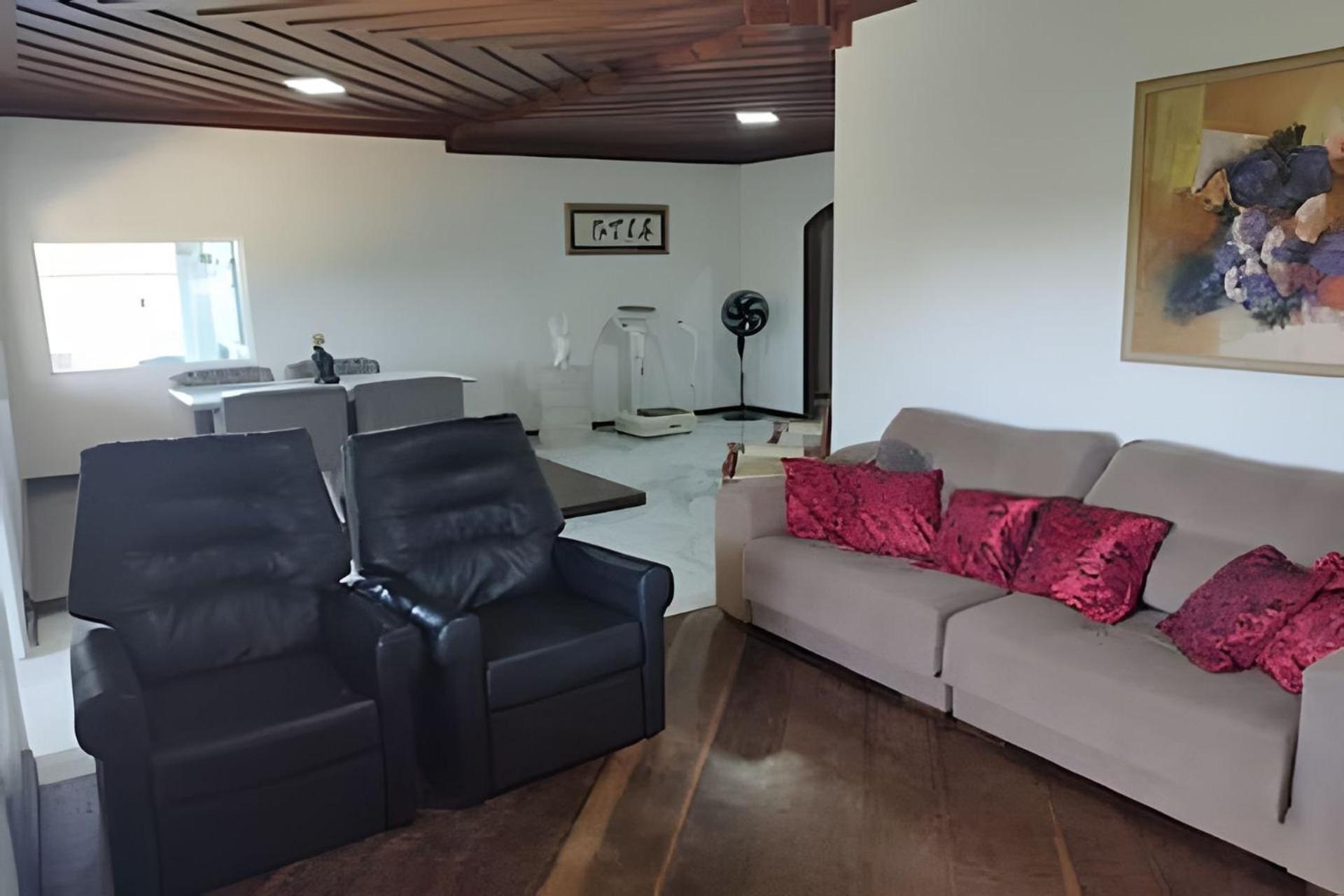 Casa Com Piscina Grande Em Salinas Holiday home *